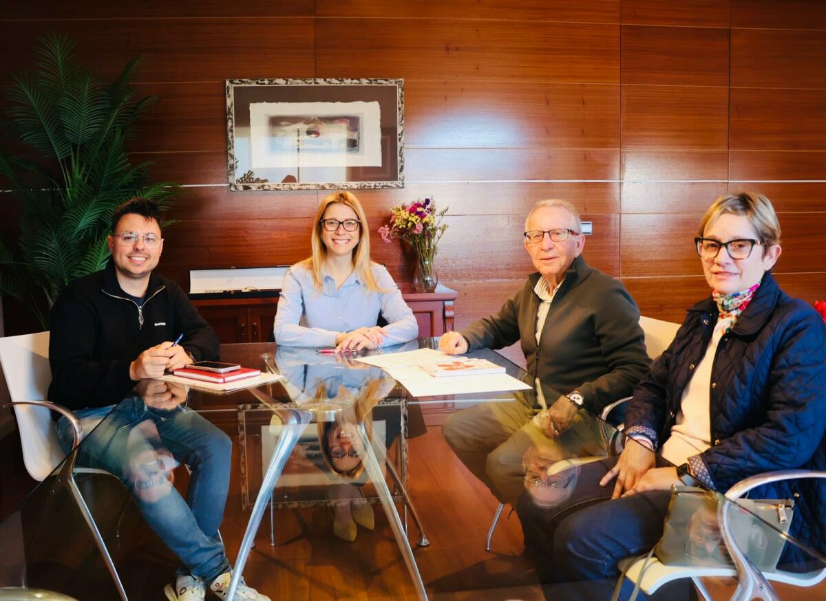 COMPROMETIDOS CON LA CULTURA Y LAS ASOCIACIONES LOCALES: RENOVACI&Oacute;N DEL CONVENIO CON LA &ldquo;AGRUPACI&Oacute; CORAL DE FINESTRAT&rdquo;