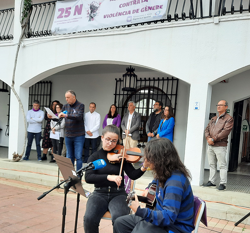 La Plaza del Ayuntamiento se convierte en el centro de las ...