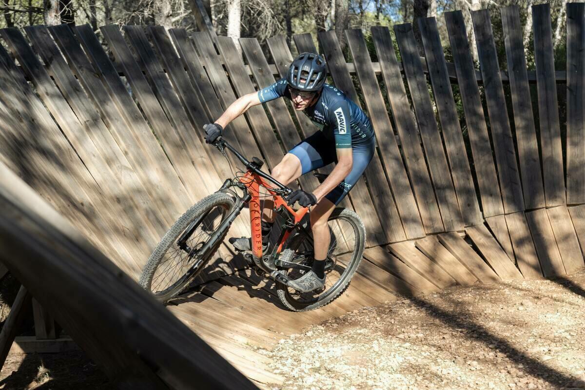 Decathlon eligió el Bike Park de La Nucía para sus tests de la Rockrider Race 940S 