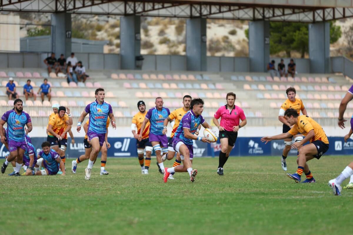 El Huesitos La Vila remonta y se lleva una gran victoria ante la Uni&oacute; Esportiva Santboiana
