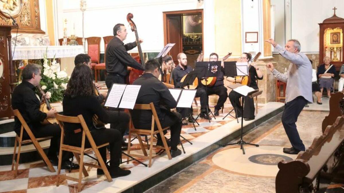 La Rondalla de la ACR La Barqueta y la Unión Musical se suman a la Semana Cultural de les Festes Majors Patronals 