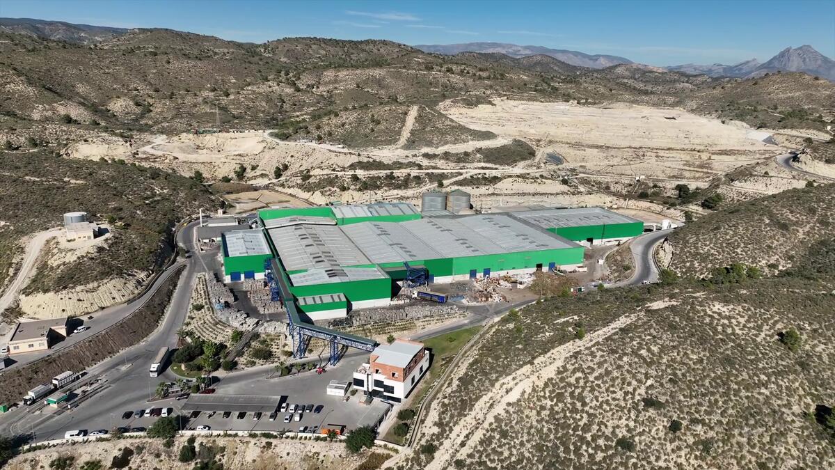 El Consorci Mare iniciar&aacute; pr&oacute;ximamente el sellado del frente de vertido del vertedero de El Campello