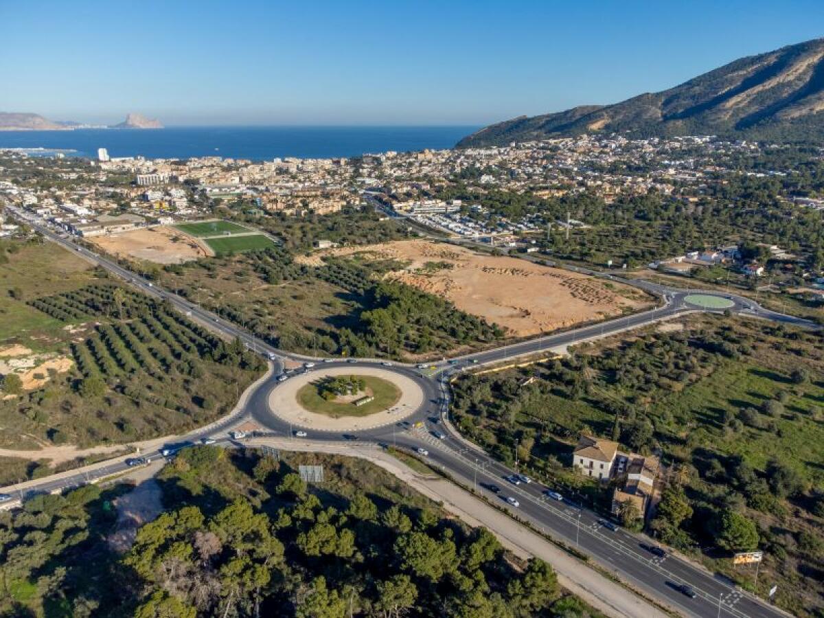 El Ayuntamiento de l’Alfàs aprueba el proyecto EDUSI de sustitución de luminarias en la avenida Europa 