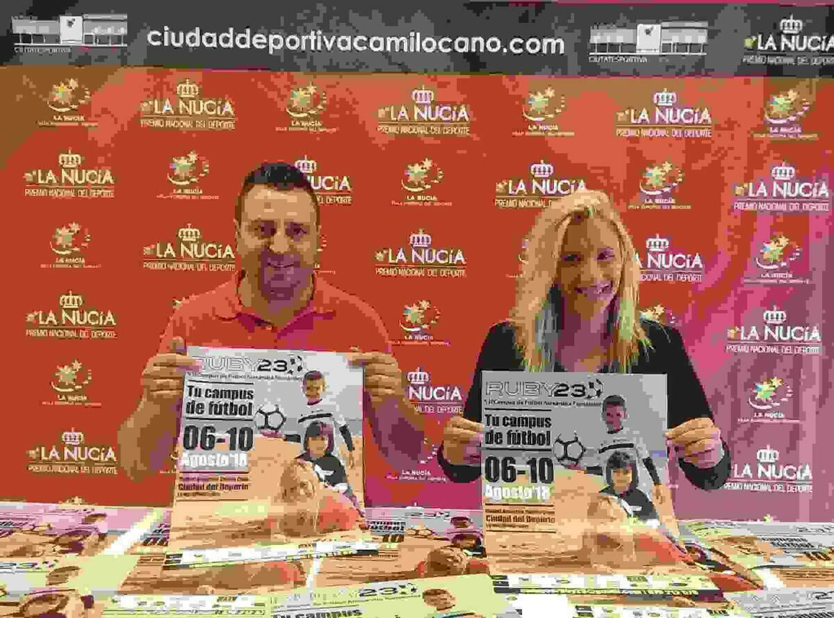 El VII Campus de Futbol Mixto Alexandra Fern&aacute;ndez  en La Nuc&iacute;a en agosto