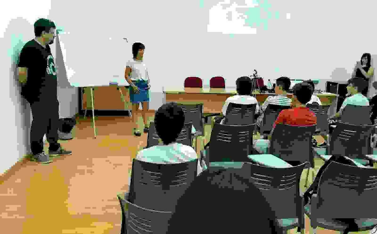 Comienza el taller &ldquo;quiero ser youtuber&rdquo; que organiza la Concejal&iacute;a de Juventud de Finestrat 