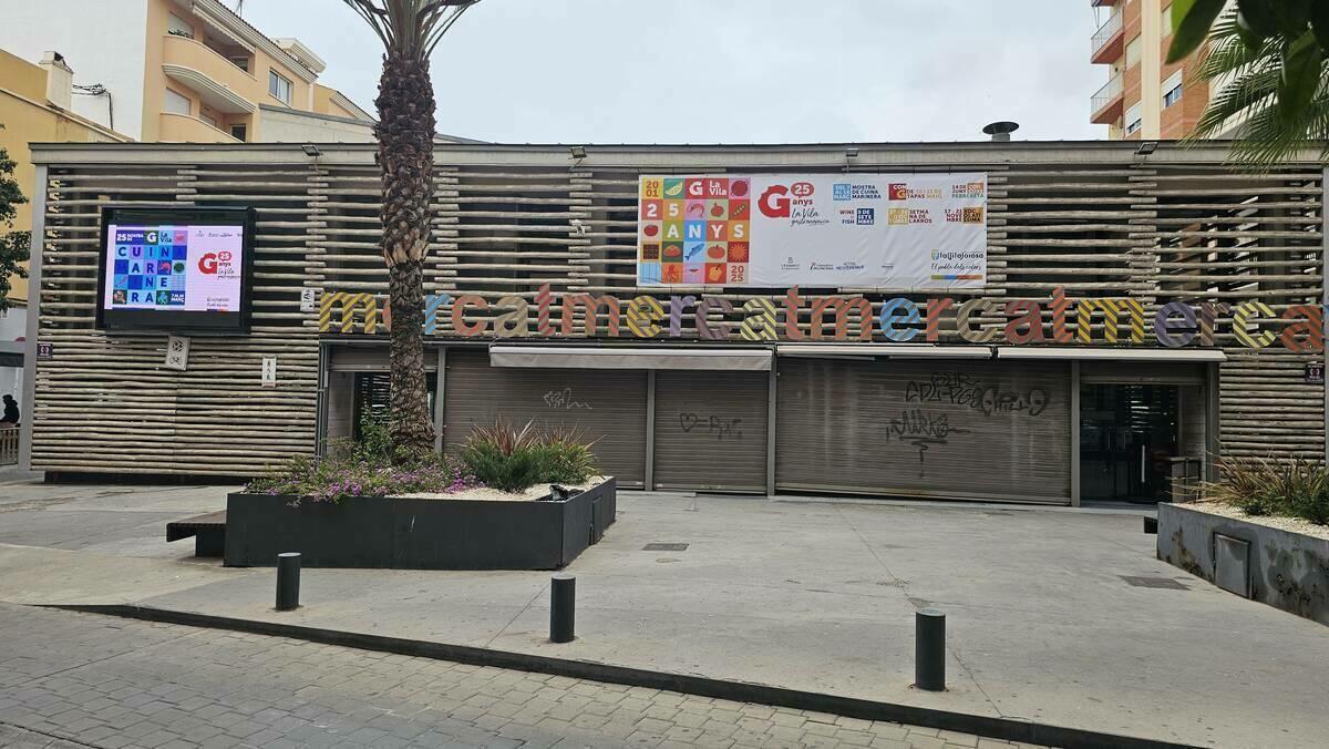 El Mercat de la Vila abrirá los viernes por la tarde desde el día 14 de marzo hasta el 30 mayo 