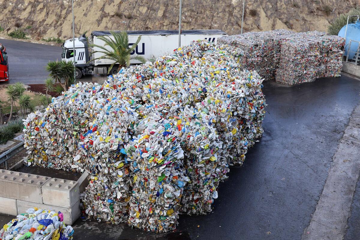 El Complejo Ambiental de El Campello del Consorci Mare recupera más del 30% de los residuos tratados    