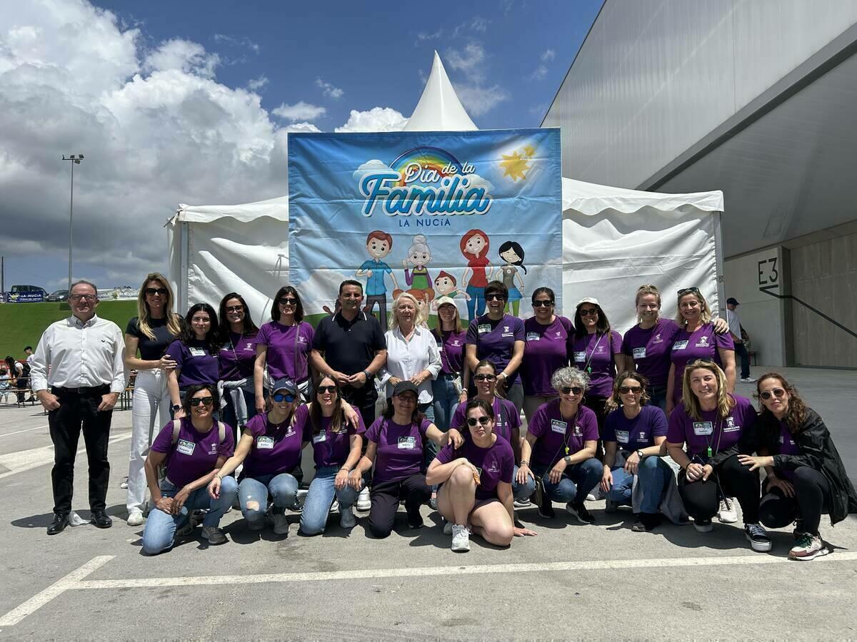 Niñas y niños disfrutaron en el “VI Día de la Familia” en el pabellón Muixara