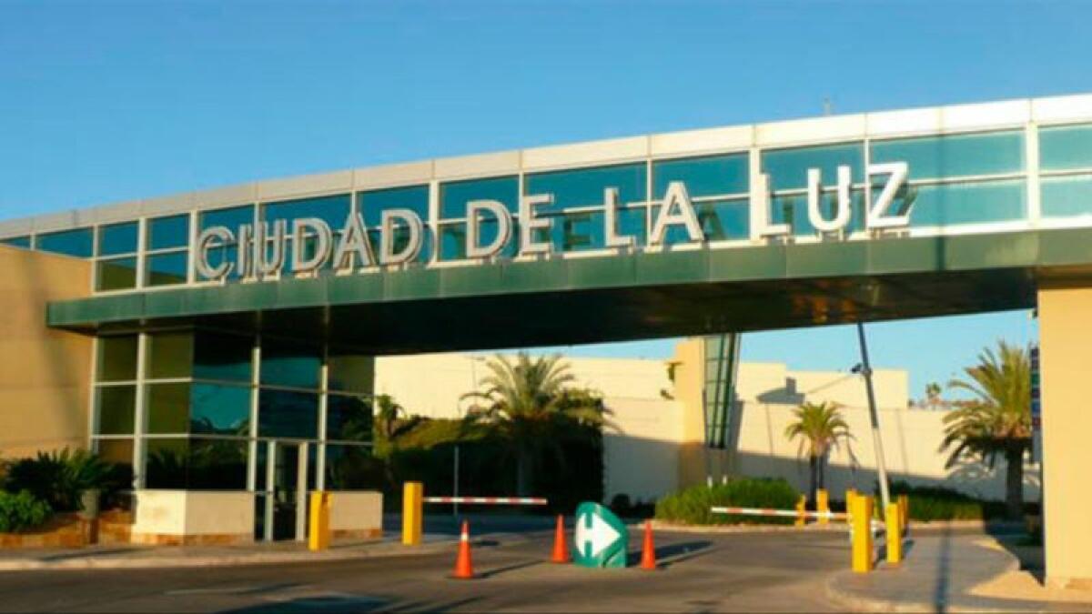 Bruselas recorta la sanci&oacute;n y permite a la Generalitat Valenciana reabrir los estudios de cine de la Ciudad de la Luz