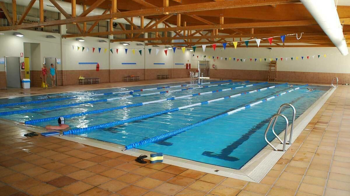 Deportes programa la reapertura de la piscina cubierta del Palau para la semana del 9 de septiembre 