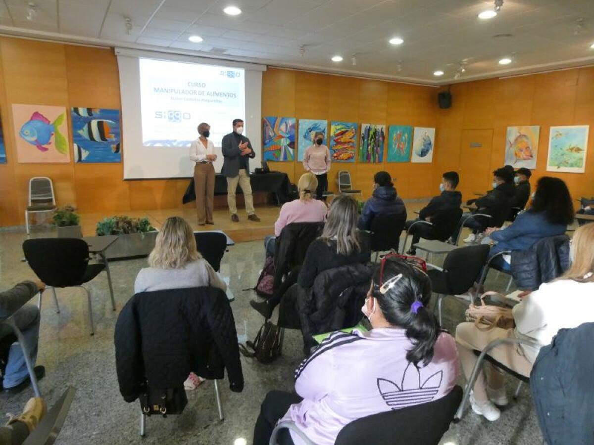 25 personas se forman en el Curso de “Manipulador de Alimentos” gratuito