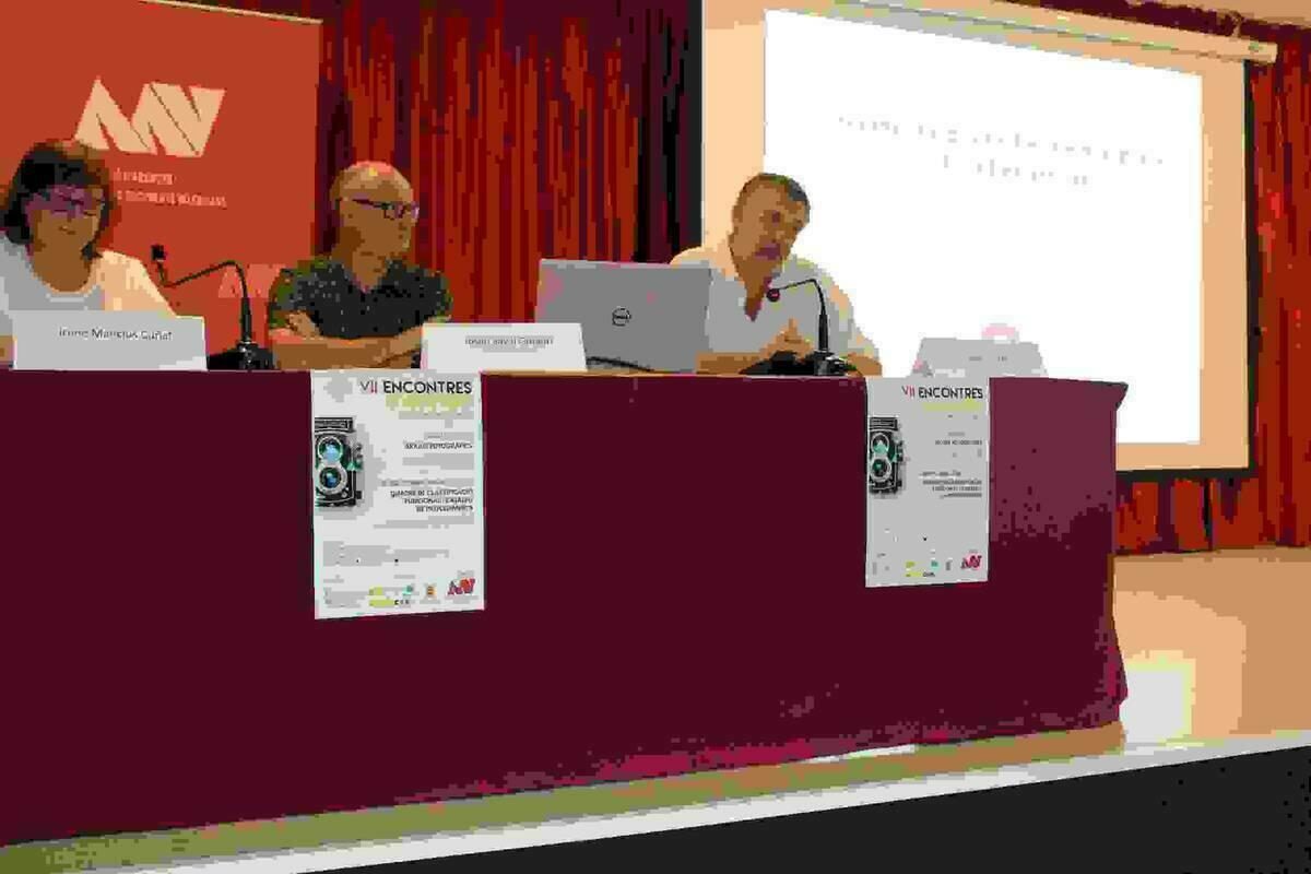  Medio centenar de profesionales se dan cita en Callosa d&rsquo;en Sarri&agrave; en los VII Encuentros de Archiveros