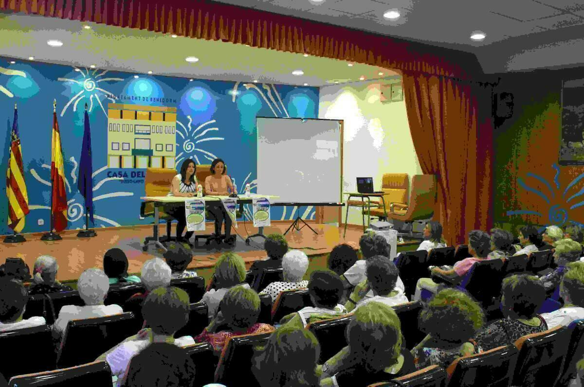  Benidorm &middot; Bienestar Social implica a las Amas de Casa en su proyecto preventivo para detectar casos de mayores en riesgo de aislamiento