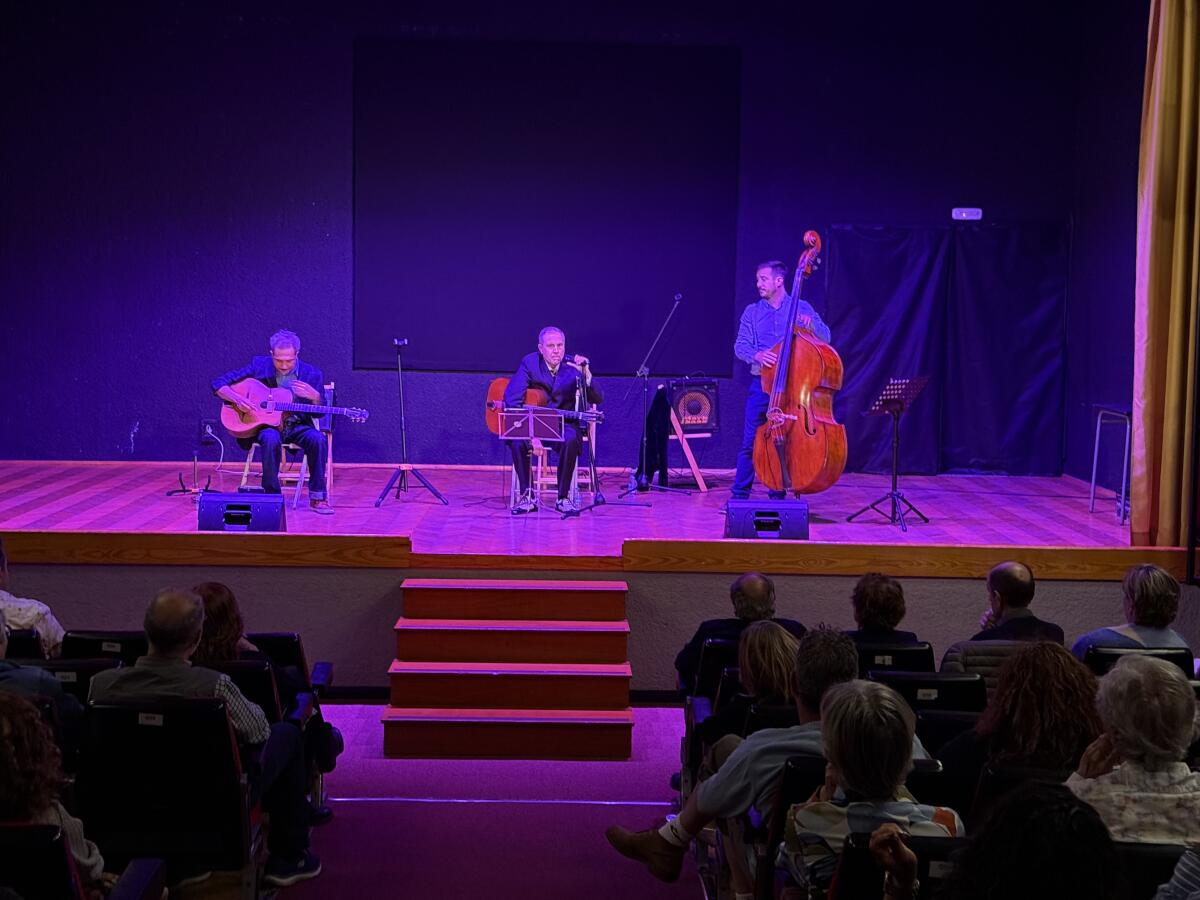 El Teatre Sindicat celebró el Día del Jazz con “Manouche Melodies”