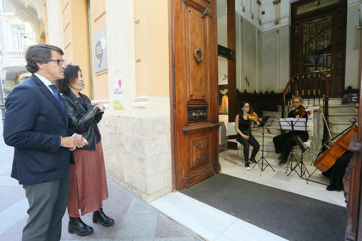 El Instituto Gil-Albert celebra el Día de la Música con microconciertos a pie de calle durante toda la jornada