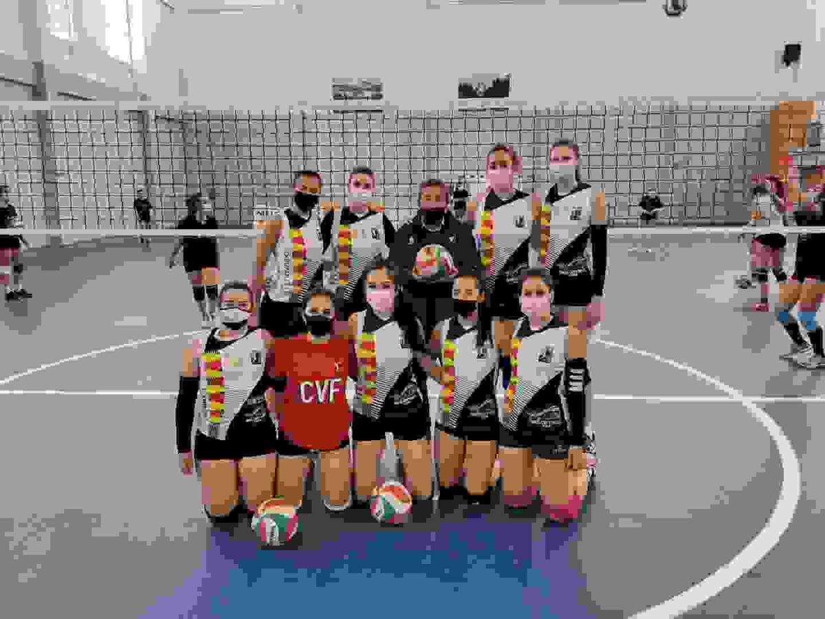 LAS SENIOR DEL CLUB VOLEIBOL FINESTRAT REANUDAN LA COMPETICIÓN CON UNA CONTUNDENTE VICTORIA POR 3 SETS A 0