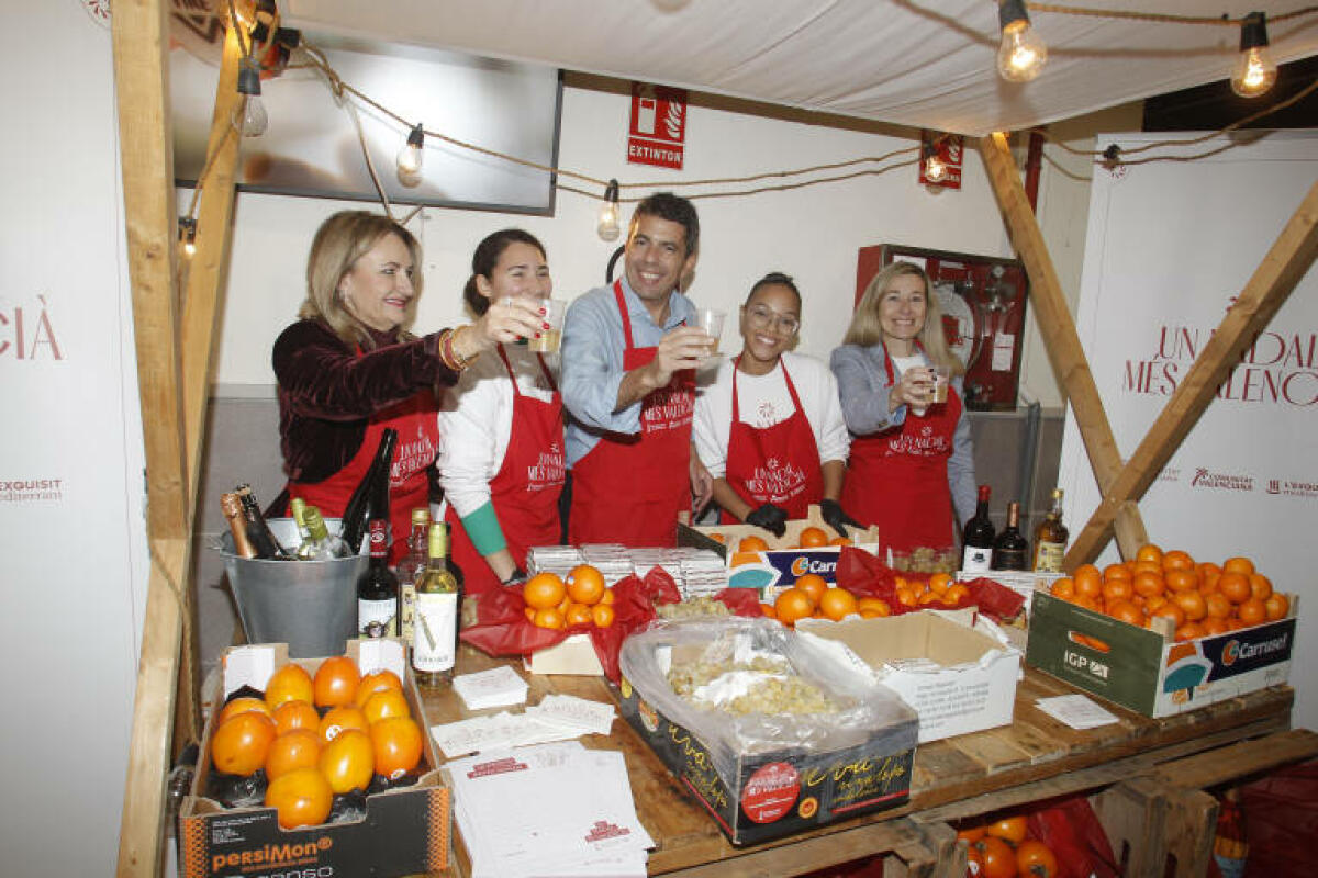 Carlos Mazón visita el Mercado Central de Alicante y anima a consumir productos de la Comunitat Valenciana  