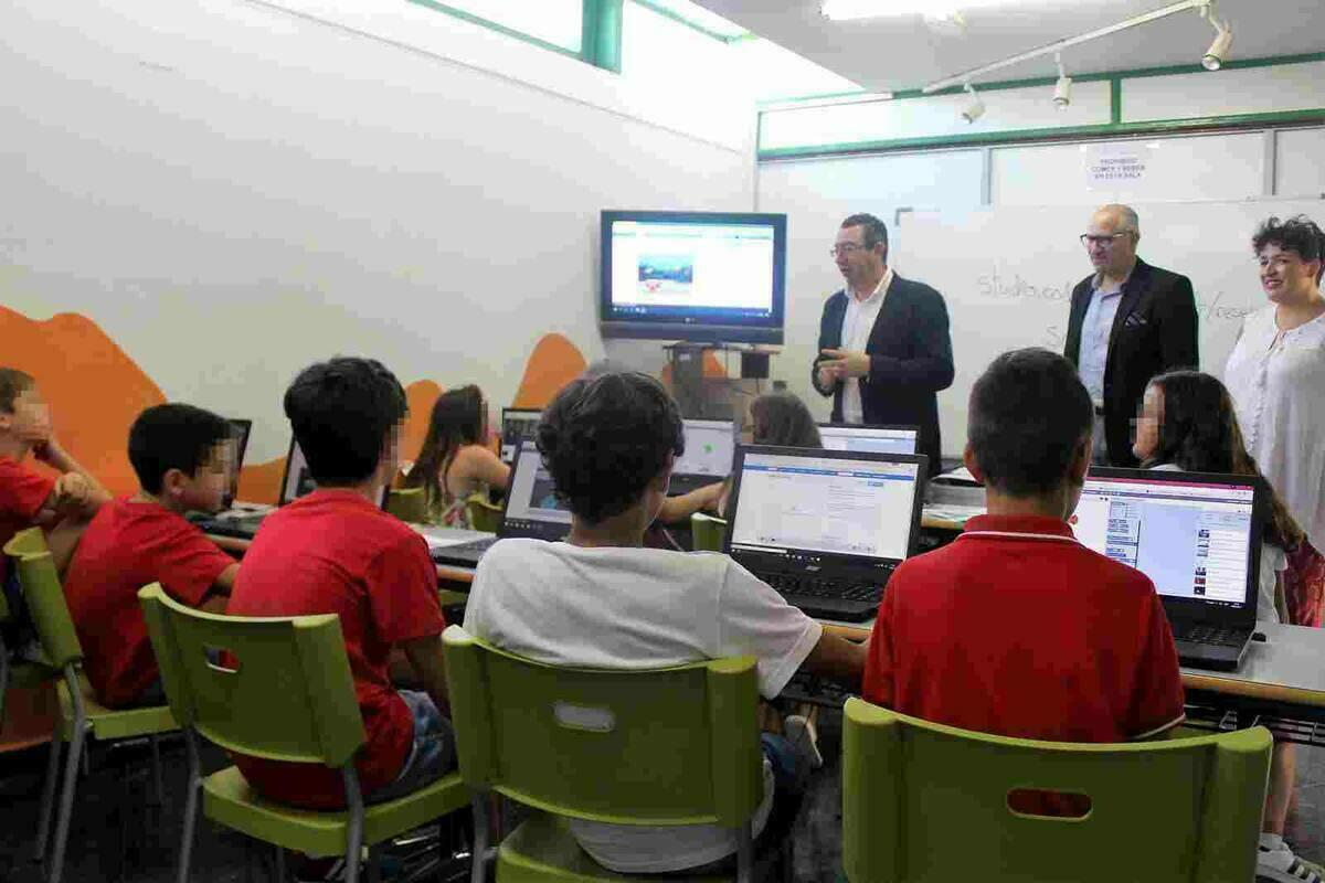 Un alumno de la Escola de Frikis de Benidorm, ganador del certamen de Proyectos Scratch