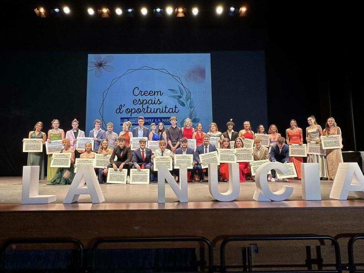 Las Orlas de Bachiller y FP del Instituto se realizaron en l’Auditori