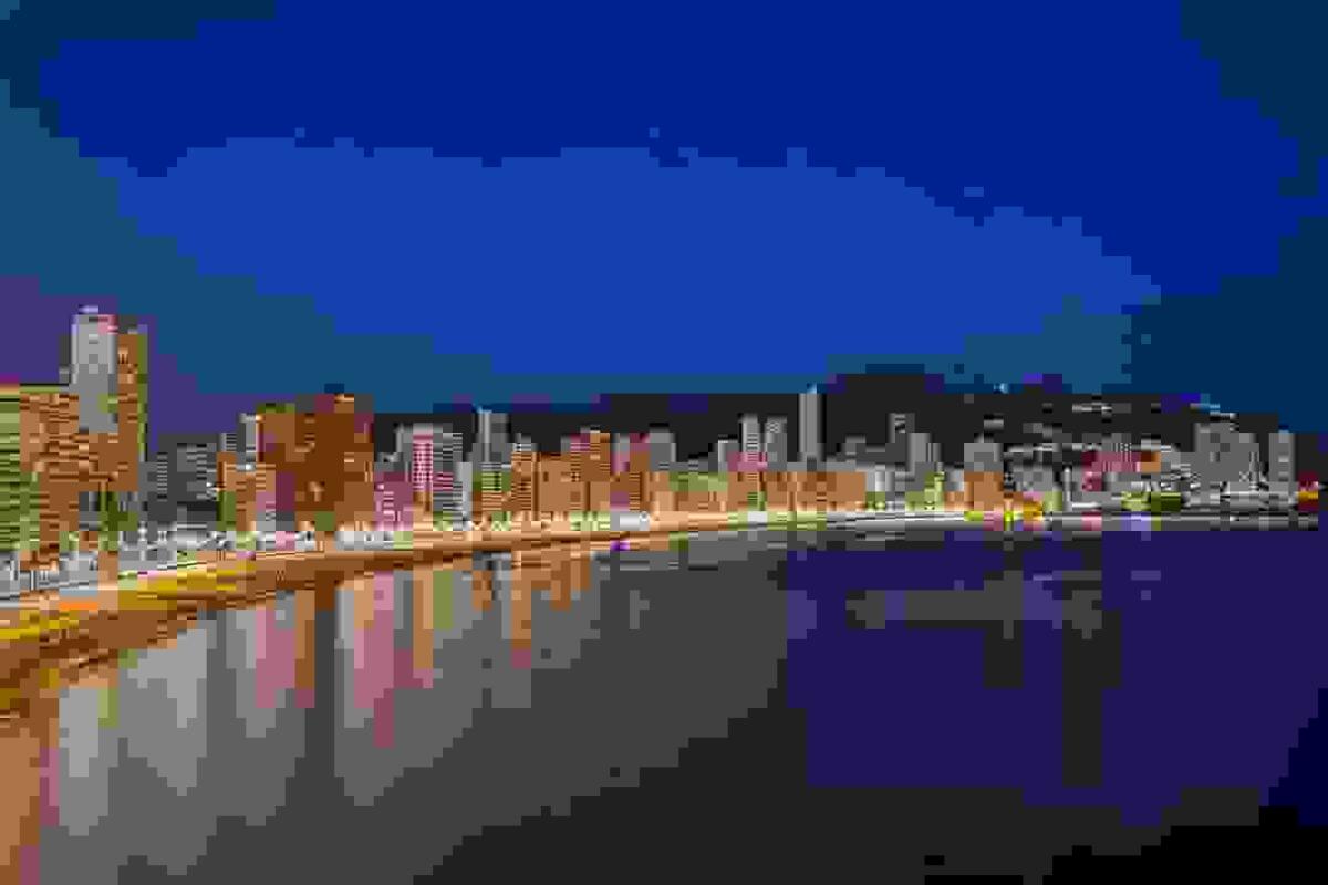 Benidorm habilita accesos en la playa del Mal Pas para los nadadores federados, en horario de 06.00 a 10.00 horas