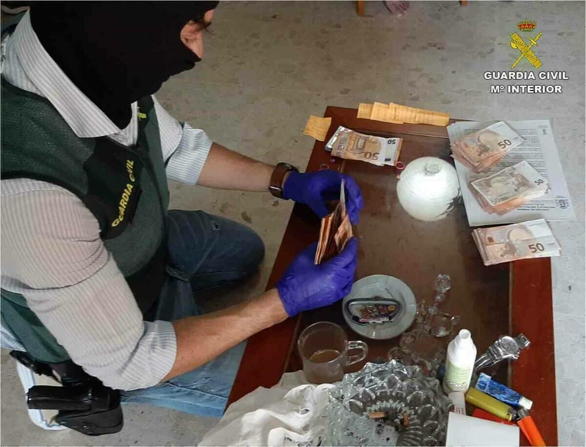 La Guardia Civil detiene en Callosa d&rsquo;en Sarri&agrave; al distribuidor de coca&iacute;na al menudeo m&aacute;s  antiguo de la Marina Baixa 