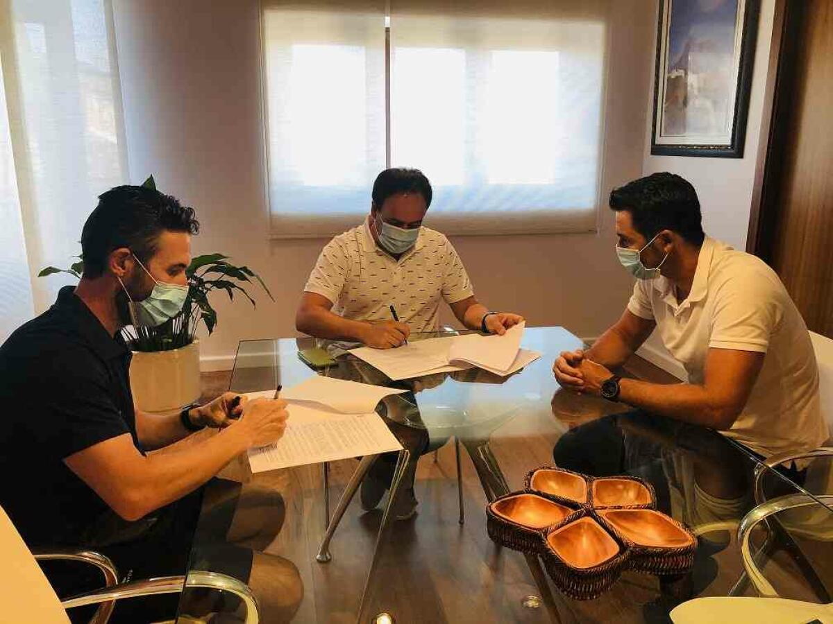 Apoyo del Ayuntamiento al Club Taekwondo y Hapkido Finestrat con la firma de un convenio de colaboraci&oacute;n. 