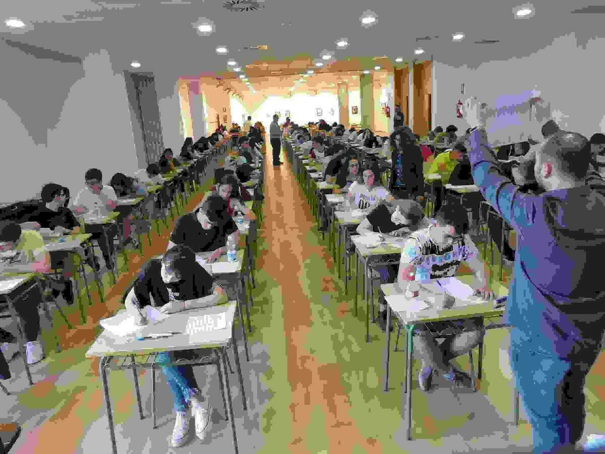 237 alumnos se examinan de &ldquo;selectividad&rdquo; en La Nuc&iacute;a 
