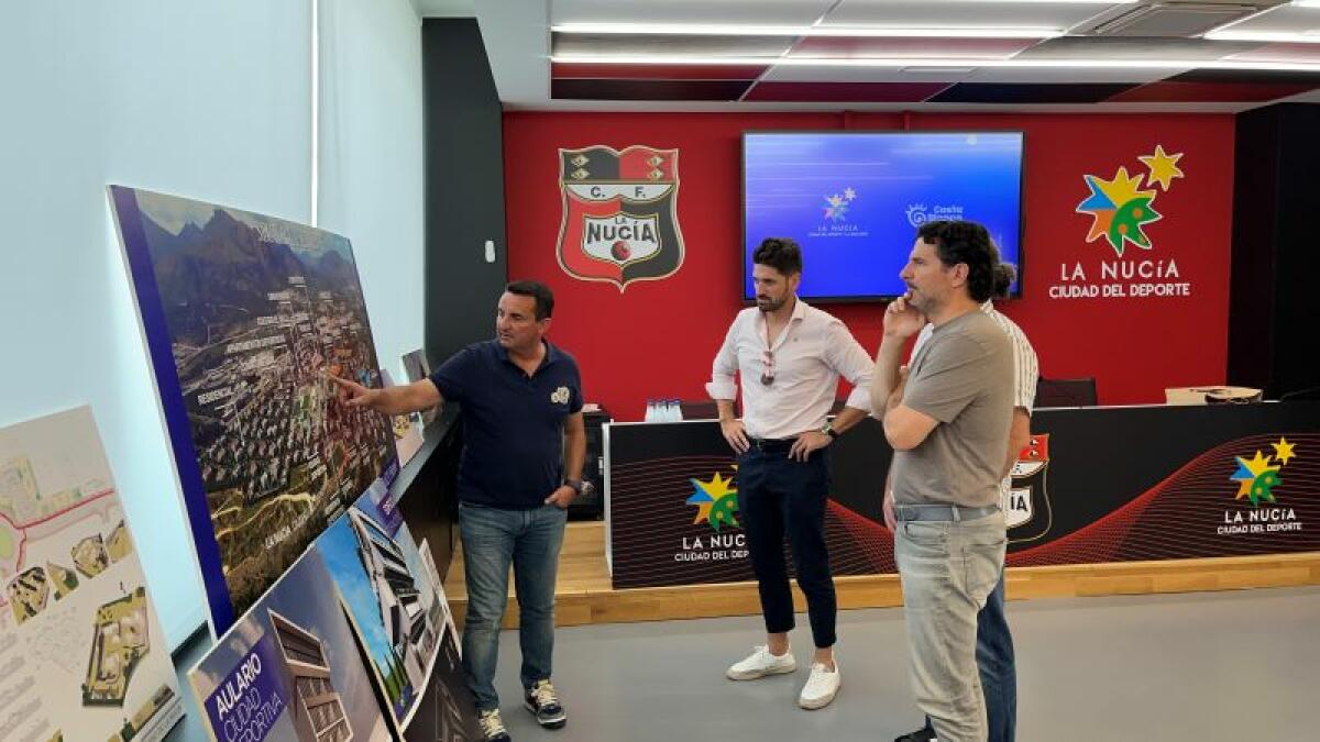 La Federación Española de Piragüismo visita “La Nucía, Ciudad del Deporte”