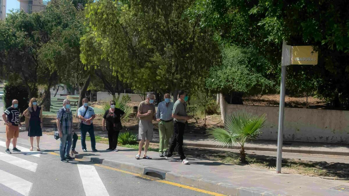 El Ayuntamiento retoma las visitas a los barrios con las asociaciones vecinales tras el confinamiento