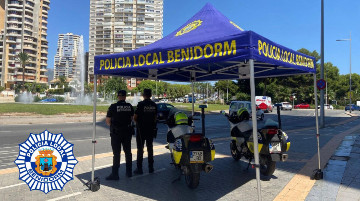 La Policía Local de Benidorm establece un dispositivo especial con motivo de la Operación 1º de agosto 