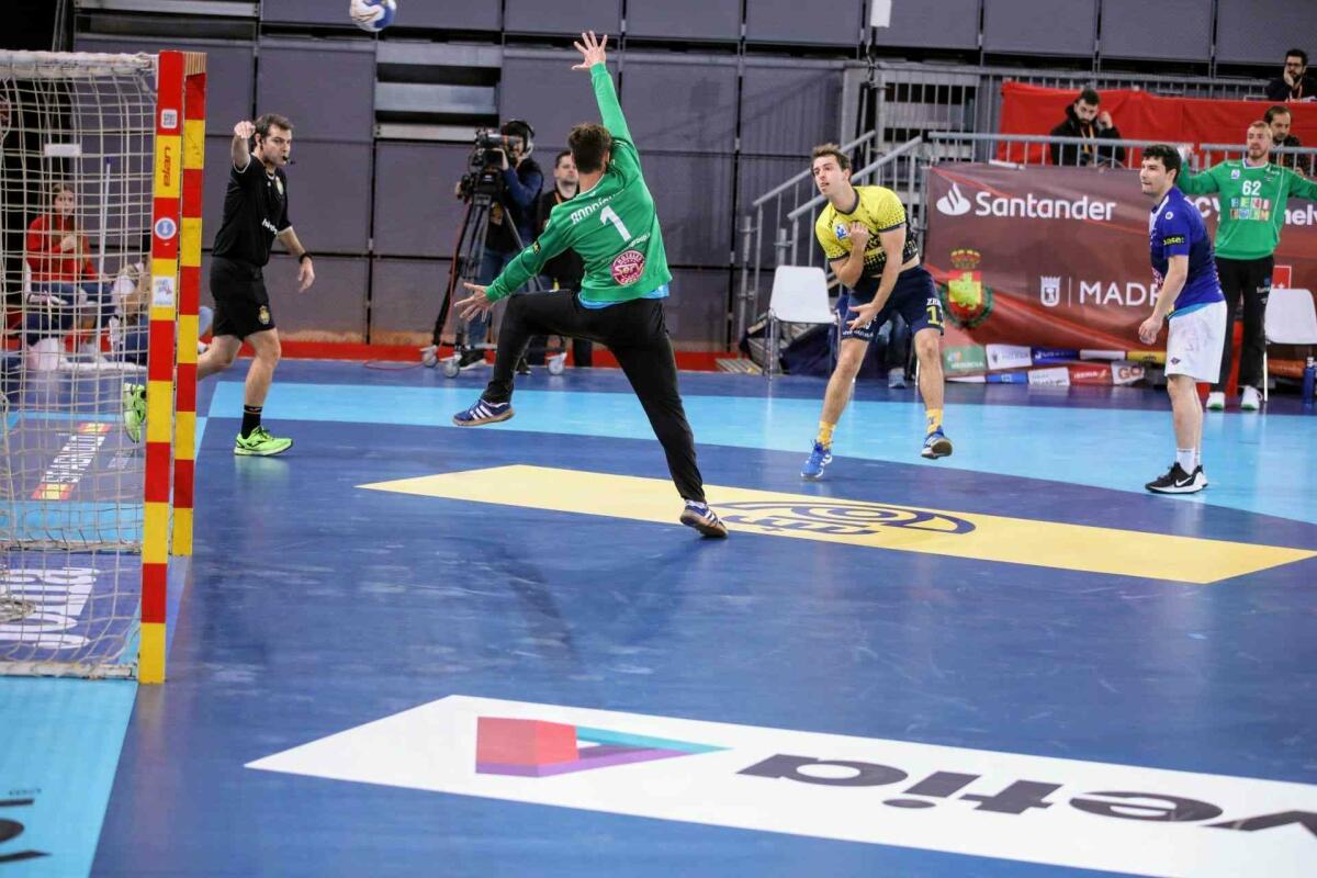 El Balonmano Benidorm se cruzará con el Bidasoa Irún