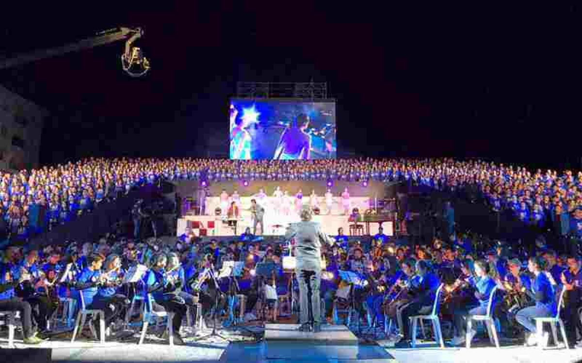 Ovaci&oacute;n un&aacute;nime para &rdquo;Com Sona l&rsquo;ESO&rdquo; en Altea con el estreno absoluto de la obra &rdquo;Frankenstein a la Platja&rdquo;