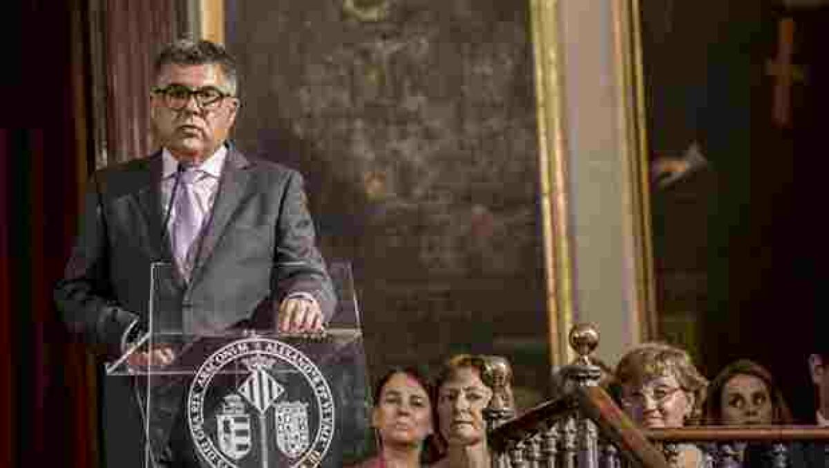 El nuevo delegado del Gobierno, Juan Carlos Fulgencio, pide &laquo;colaboraci&oacute;n&raquo; para la financiaci&oacute;n auton&oacute;mica