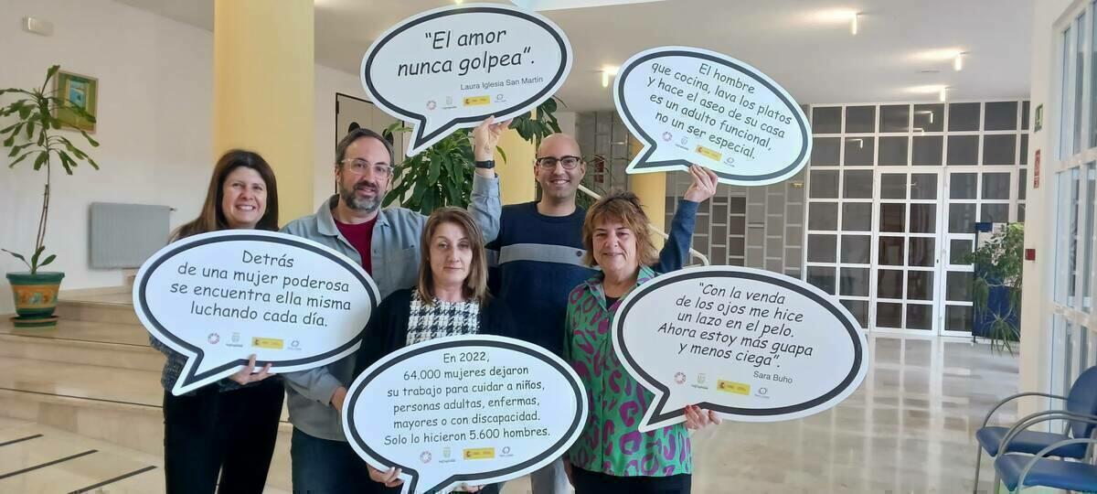 Villajoyosa celebra el Día Internacional de la Mujer con mensajes reivindicativos que forman la campaña “Haz que se vea” 