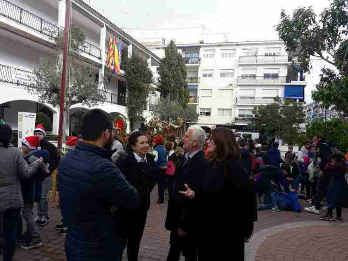 Altea &middot; El ambiente navide&ntilde;o recorre las calles del municipio