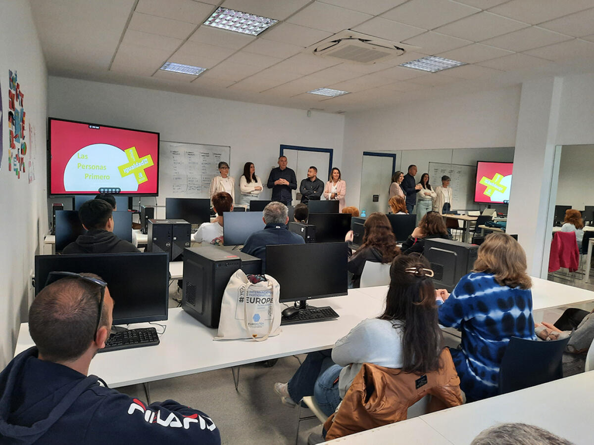 Ayuntamiento y Cámara de Comercio organizan una jornada formativa sobre el Plan de Igualdad Municipal