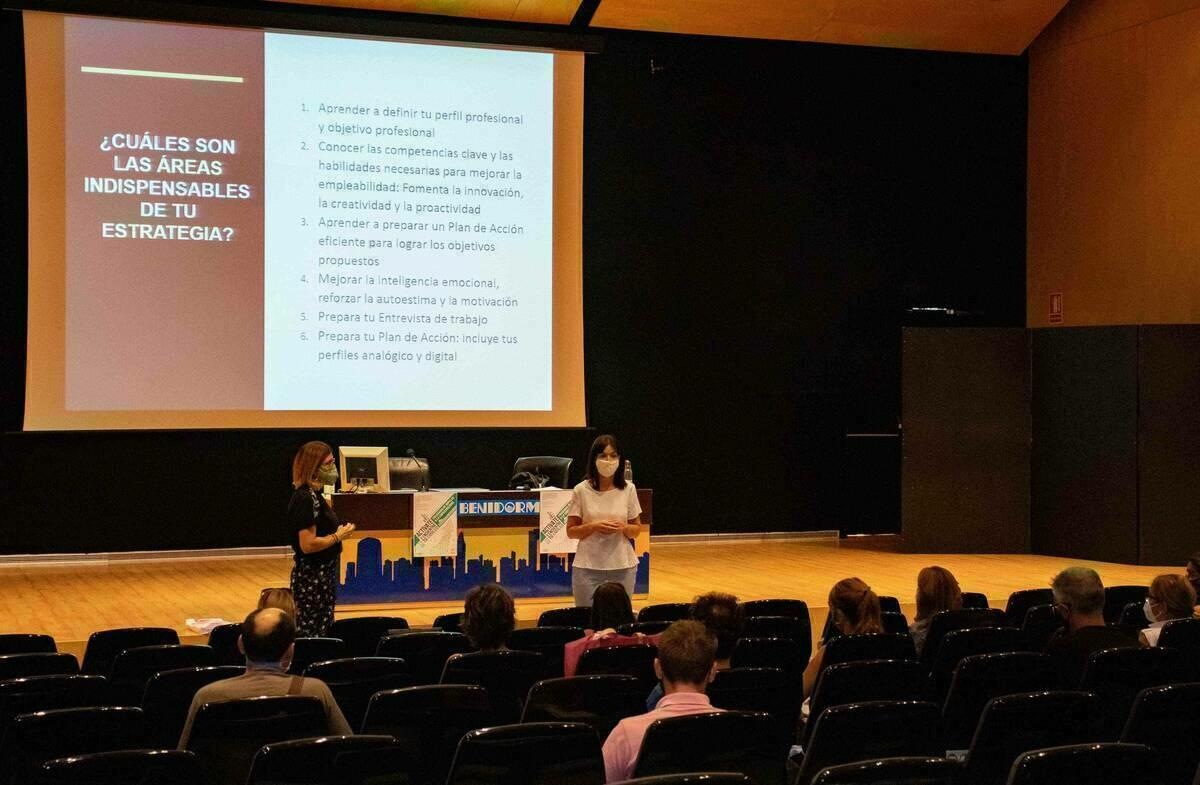 Una veintena de personas paradas participan en el primer &lsquo;Act&iacute;vate para el empleo&rsquo; de 2020