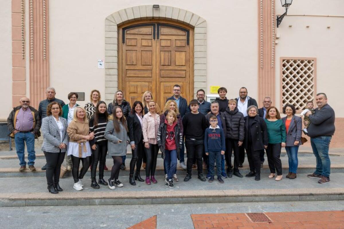 Primera toma de contacto de los Mayorales del Stissim Crist del Bon Encert 2023 con el concejal de Fiestas