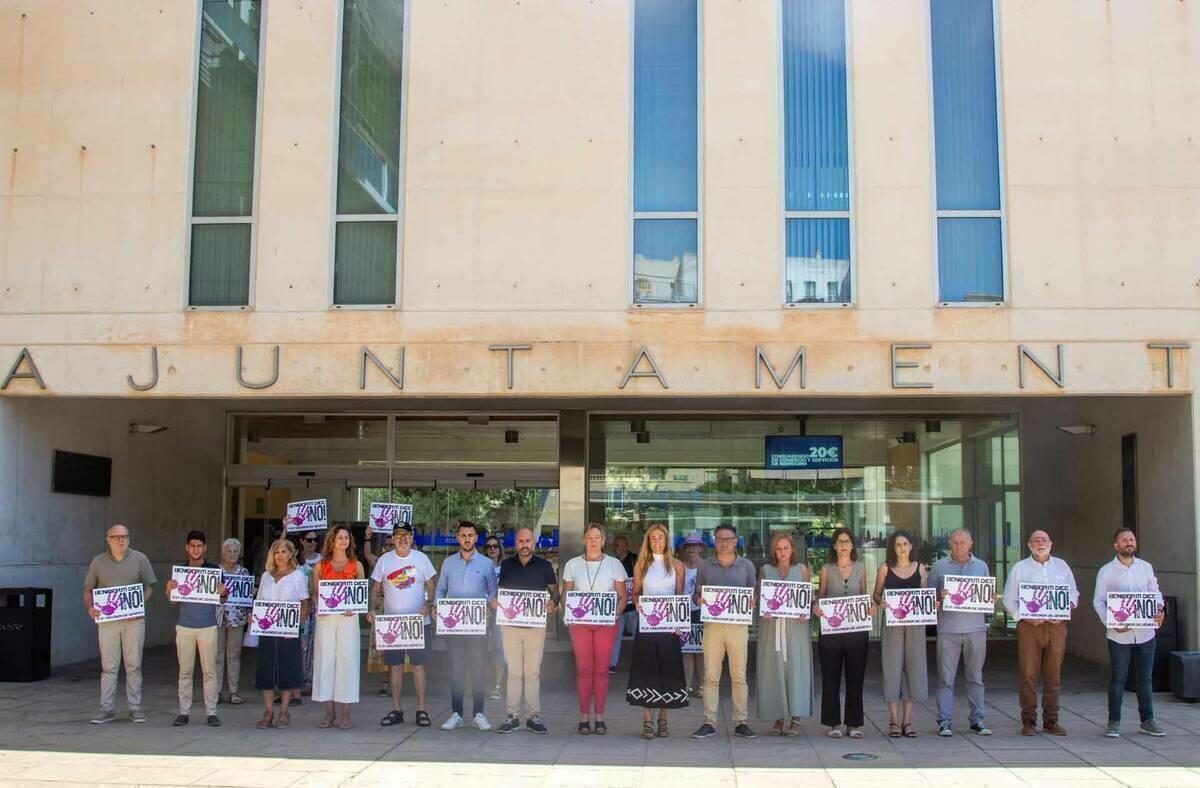 Benidorm condena los cinco últimos asesinatos por violencia machista confirmados en nuestro país