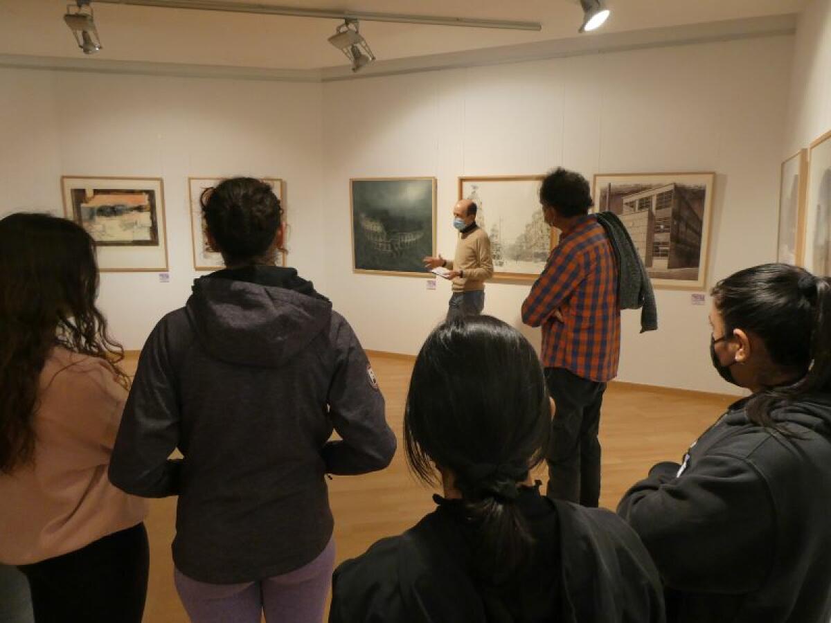 Los alumnos del Instituto visitan la exposición “50 m2” de acuarela