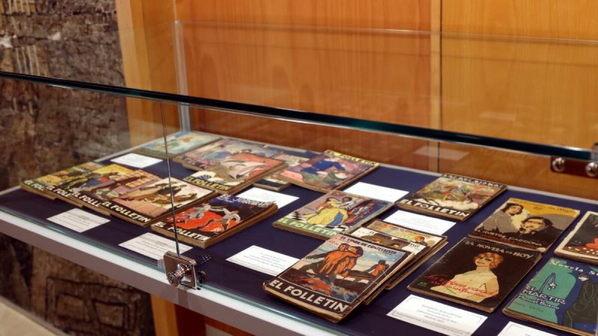 La Biblioteca dedica una exposición a la novela por entregas de los siglos XIX y XX en la que exhibe colecciones de su fondo