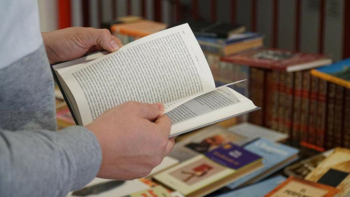 La Biblioteca Municipal “Cristóbal Zaragoza” conmemora el Día del Libro con diferentes acciones para incentivar la lectura