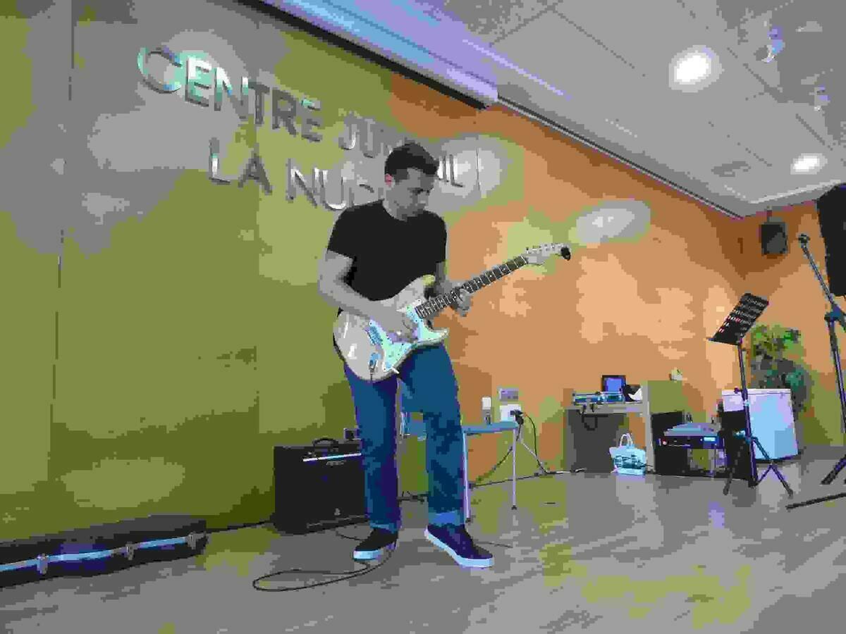 Rock y blues en el Centre Juvenil con los alumnos de la Escuela de M&uacute;sica Moderna 