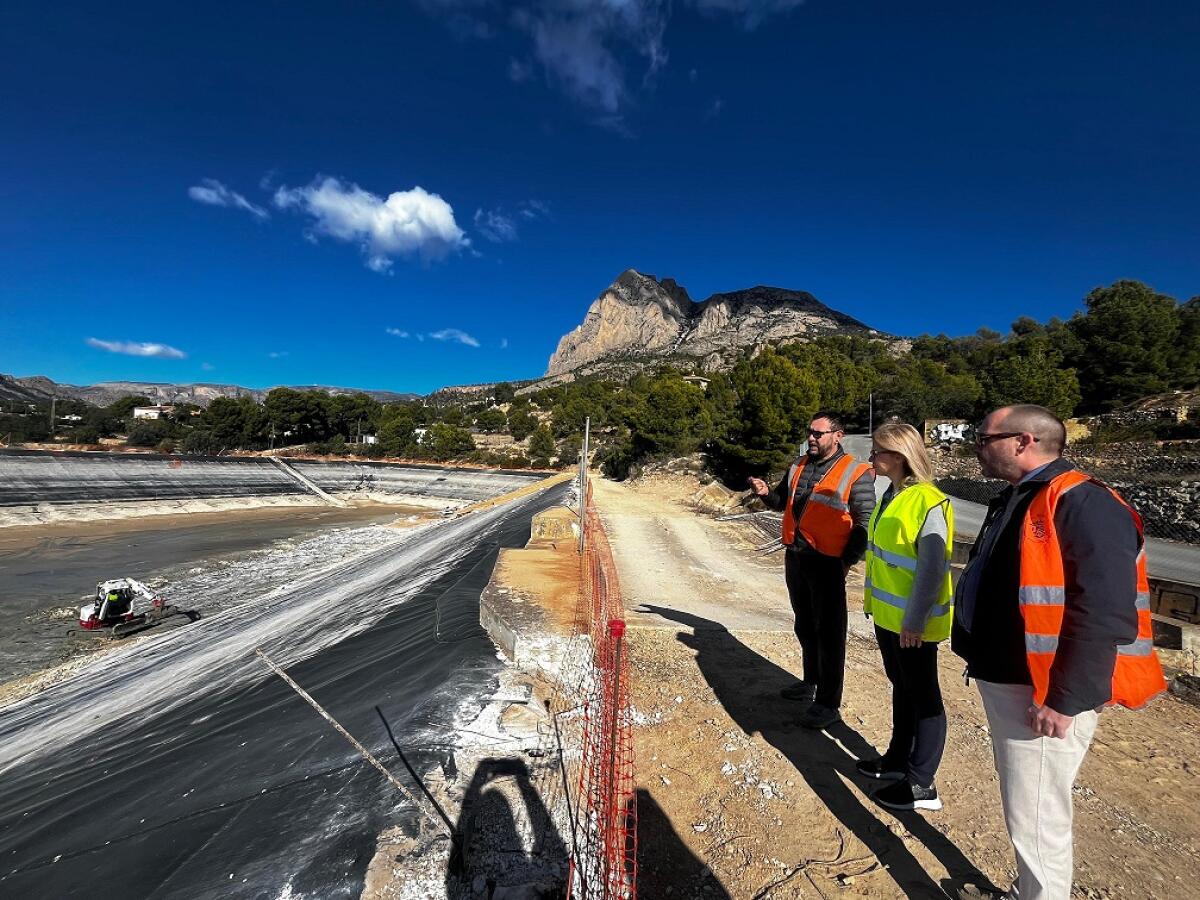 FINESTRAT SIGUE AVANZANDO EN GESTIÓN EFICIENTE DEL AGUA CON LAS OBRAS DE ADECUACIÓN DE LA BALSA DE L’ALHAMBRA