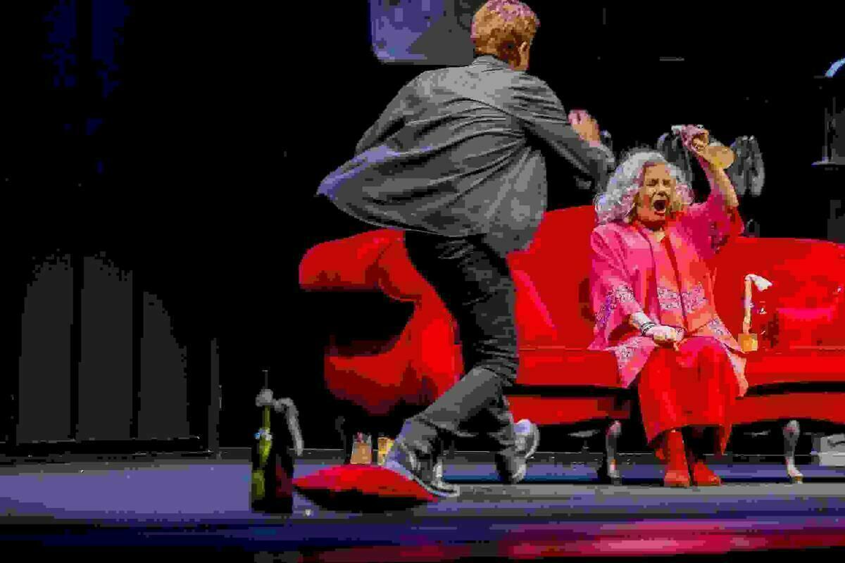 Lola Herrera llen&oacute; l&rsquo;Auditori de La Nuc&iacute;a con &ldquo;La Velocidad del Oto&ntilde;o&rdquo;