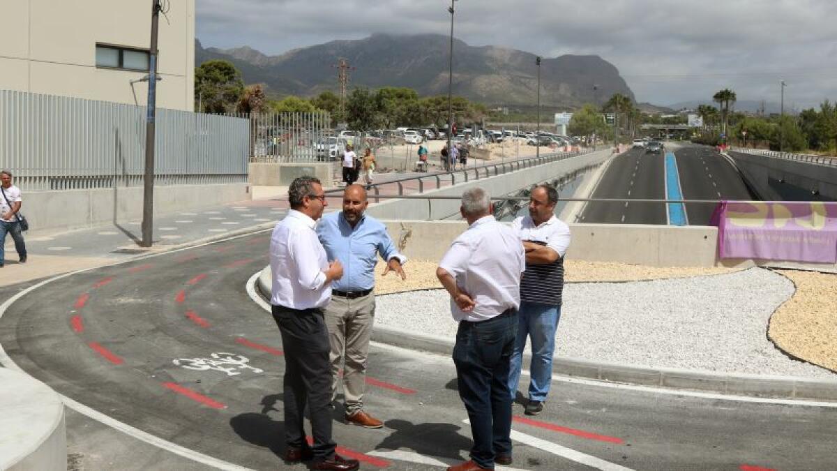 Benidorm abre mañana los nuevos carriles de servicio en la avenida Beniardá 