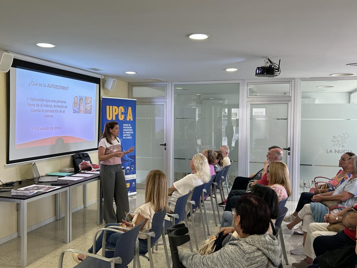 El programa “Habilidades de la Vida” arrancó con la sesión “Autoestima”