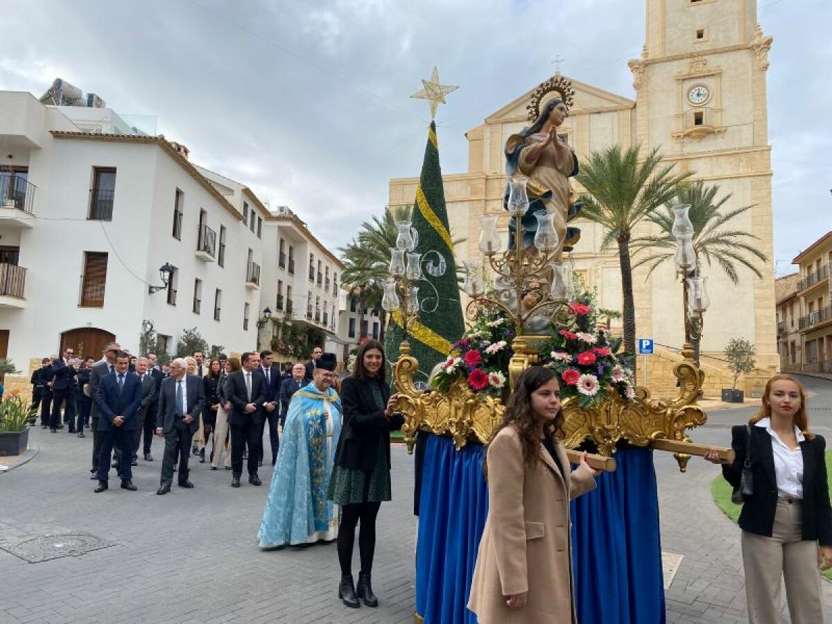  La Nucía celebró la procesión de la “Purísima Concepción”