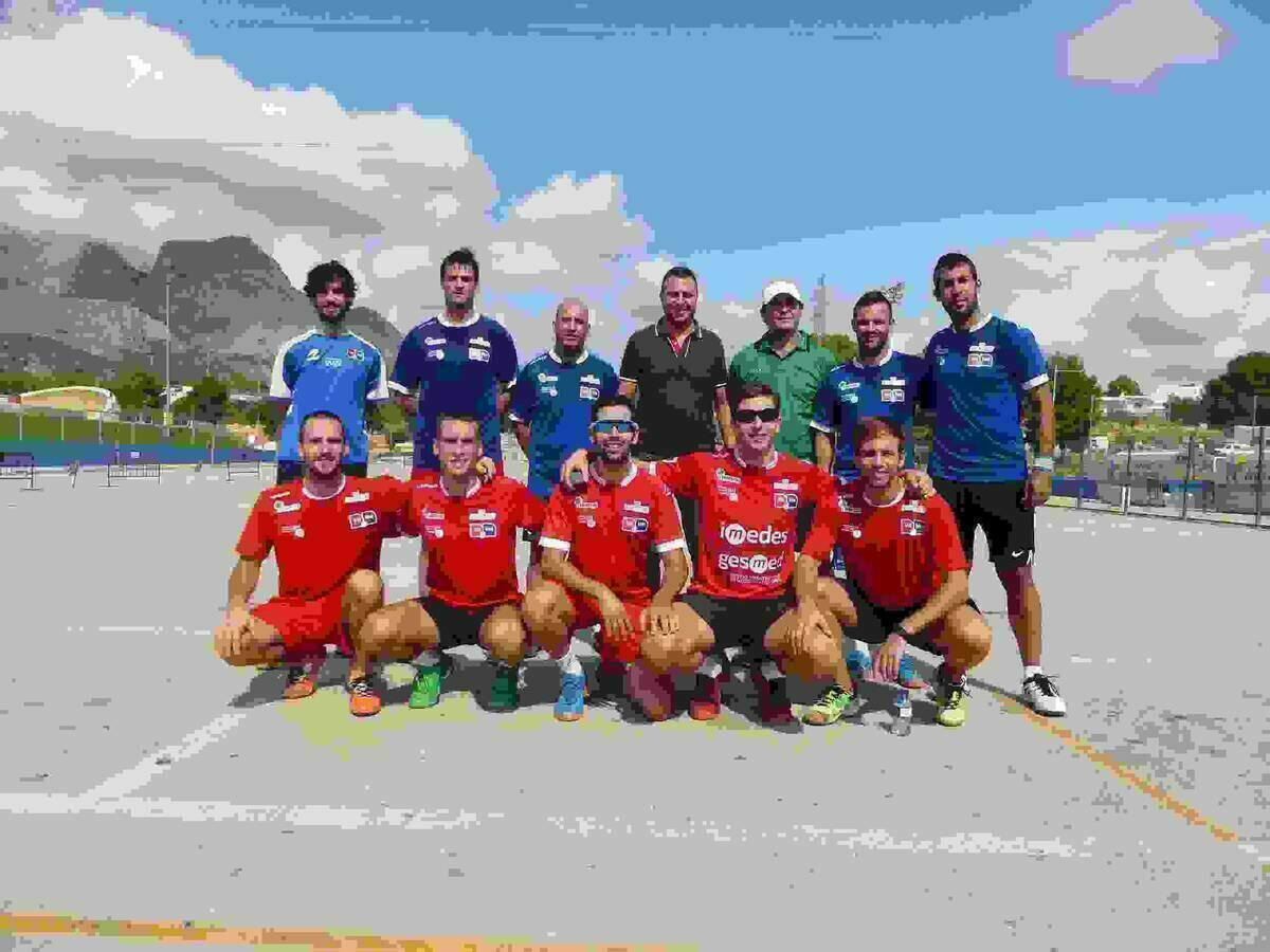 La Selecci&oacute;n de Pilota Valenciana entrena en La Nuc&iacute;a de cara al Mundial de Colombia