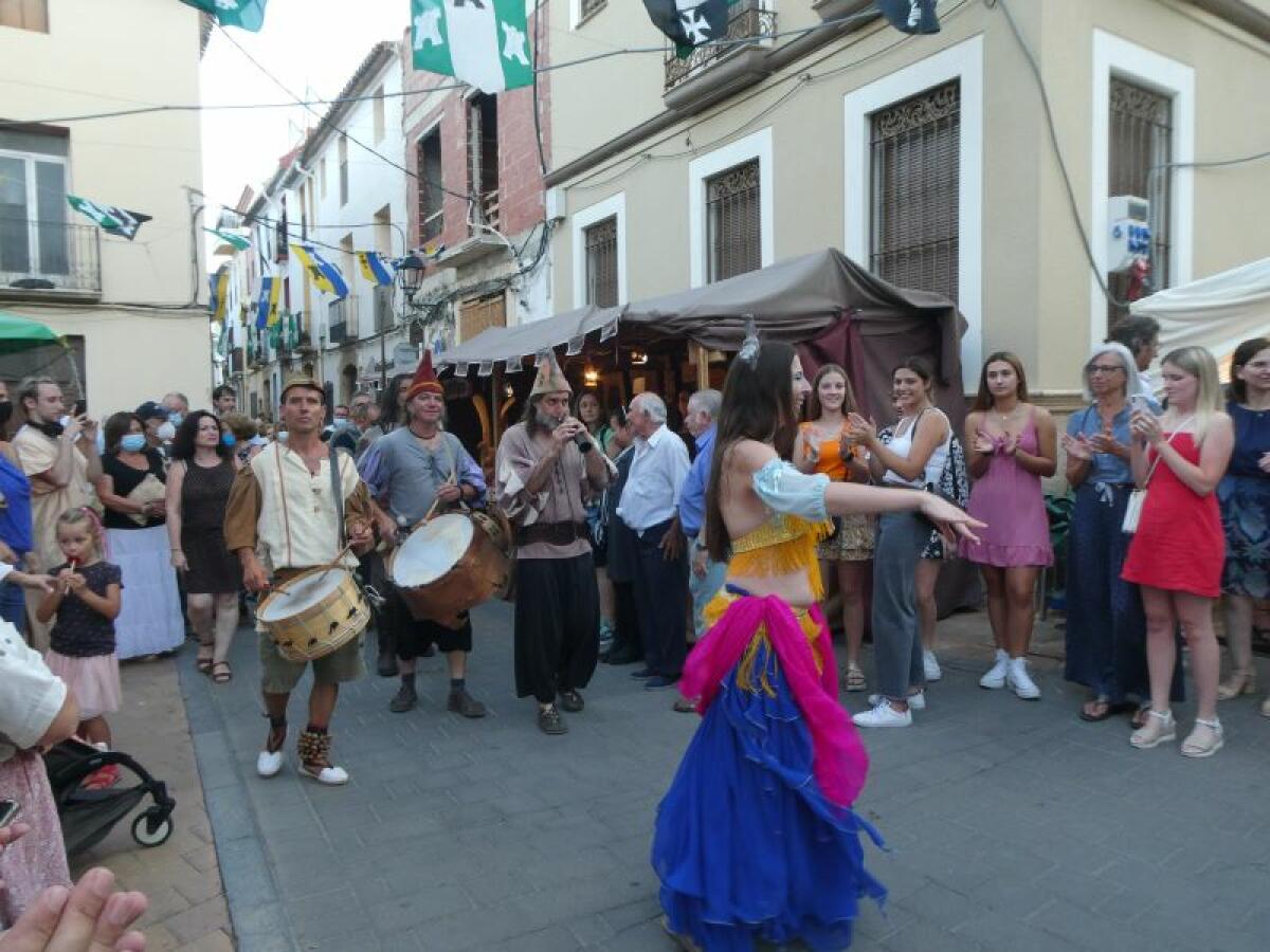 Miles de personas disfrutaron del XVI Mercado Medieval de La Nucía 